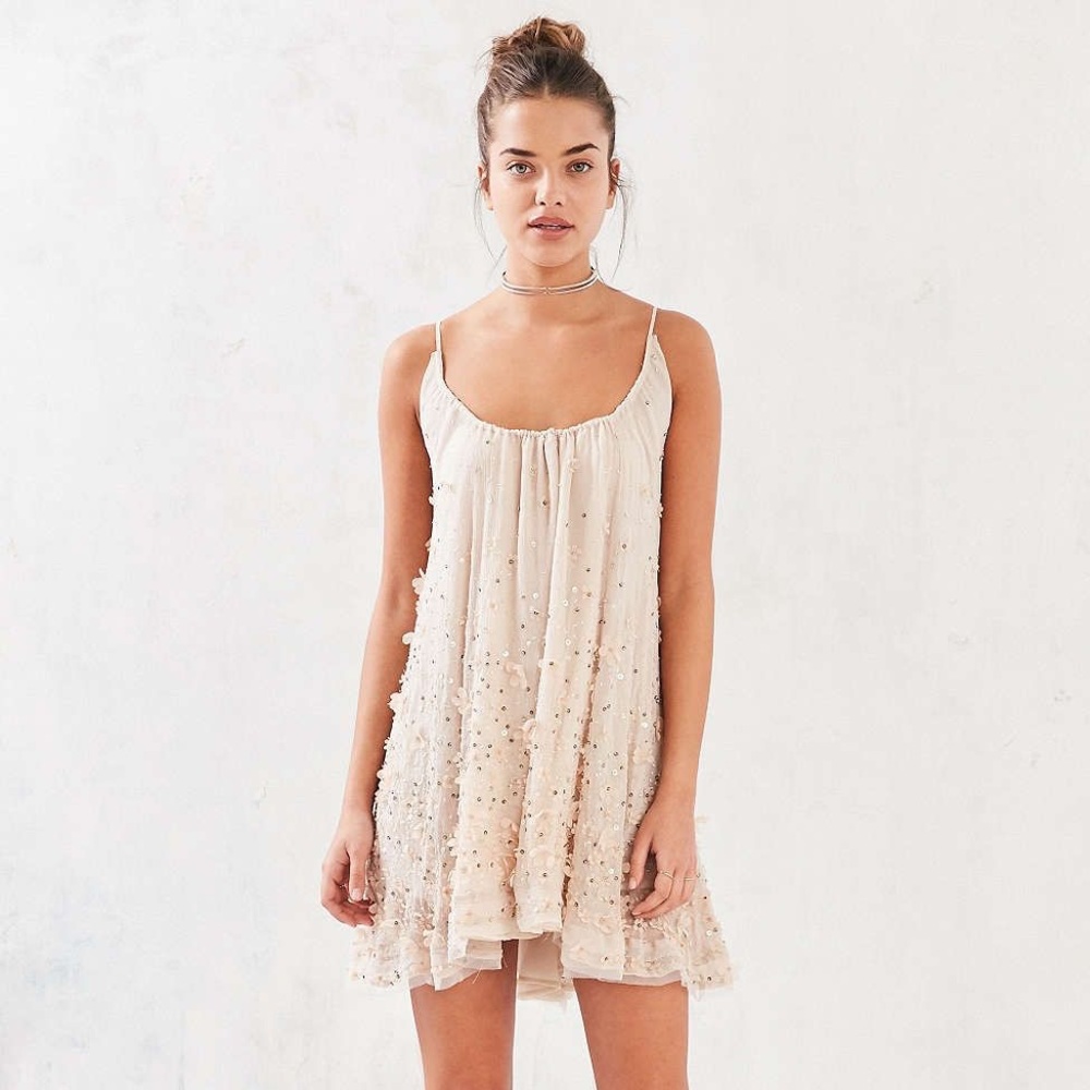 New Kimchi Blue Cherry Blossom Shift Dress